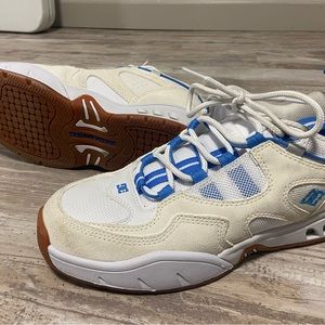 Lightly used DC sneakers